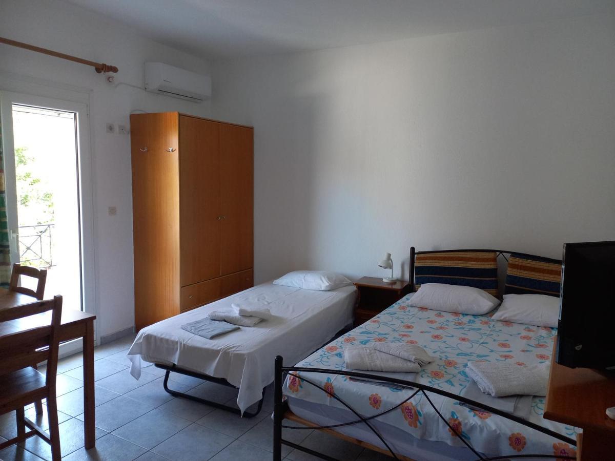 Apartment Kasperakos Skiathos Exterior photo