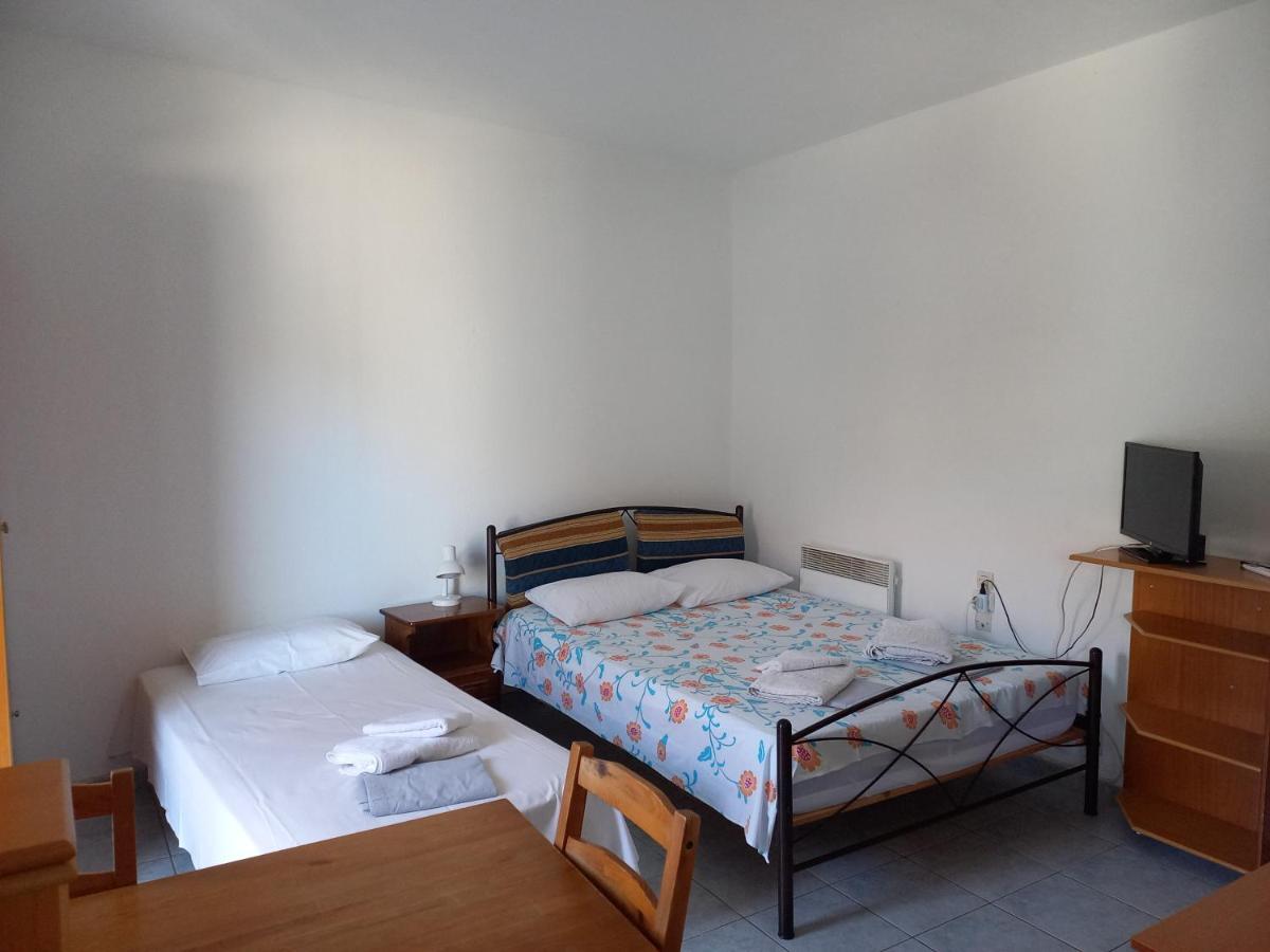 Apartment Kasperakos Skiathos Exterior photo